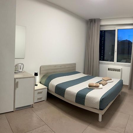 *Veranda'S Rooms* - Free Parking In Central Лугано Екстер'єр фото