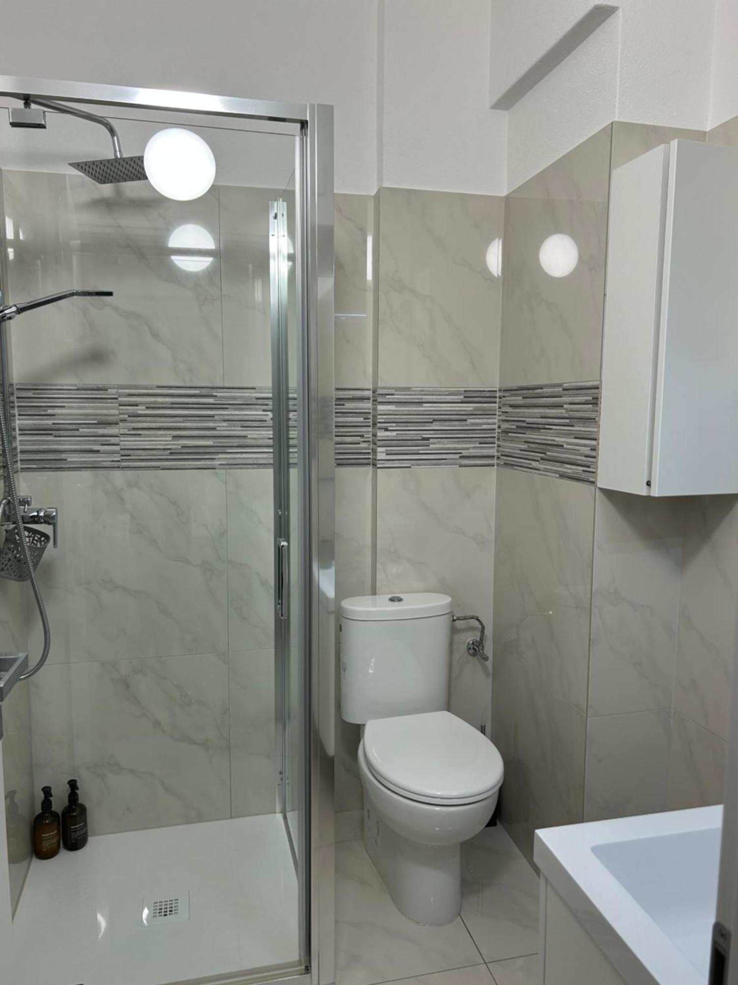*Veranda'S Rooms* - Free Parking In Central Лугано Екстер'єр фото