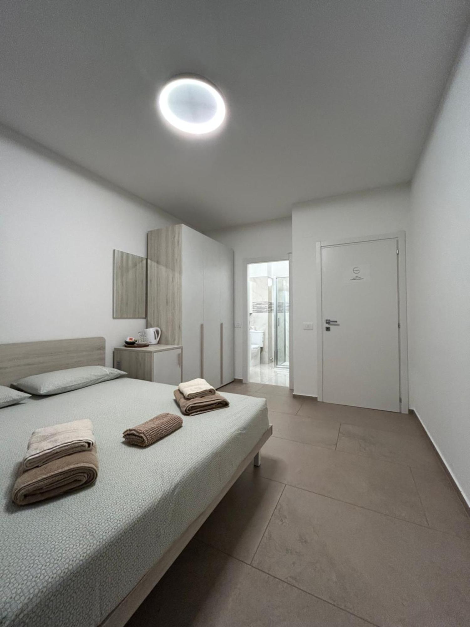 *Veranda'S Rooms* - Free Parking In Central Лугано Екстер'єр фото